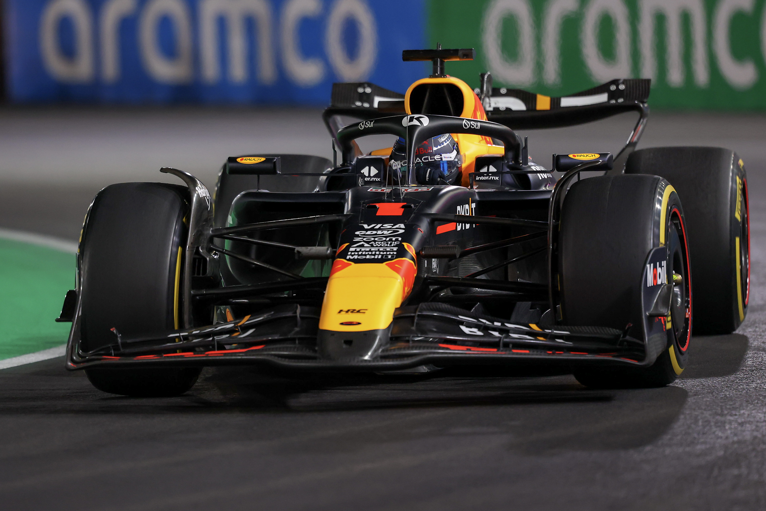 强调团队合 强调团队合