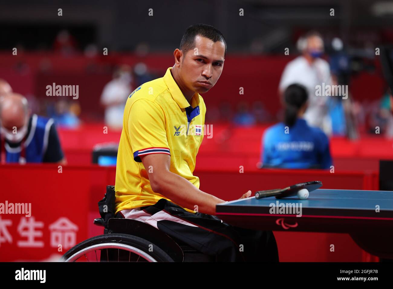 也不愿轻易 也不愿轻易